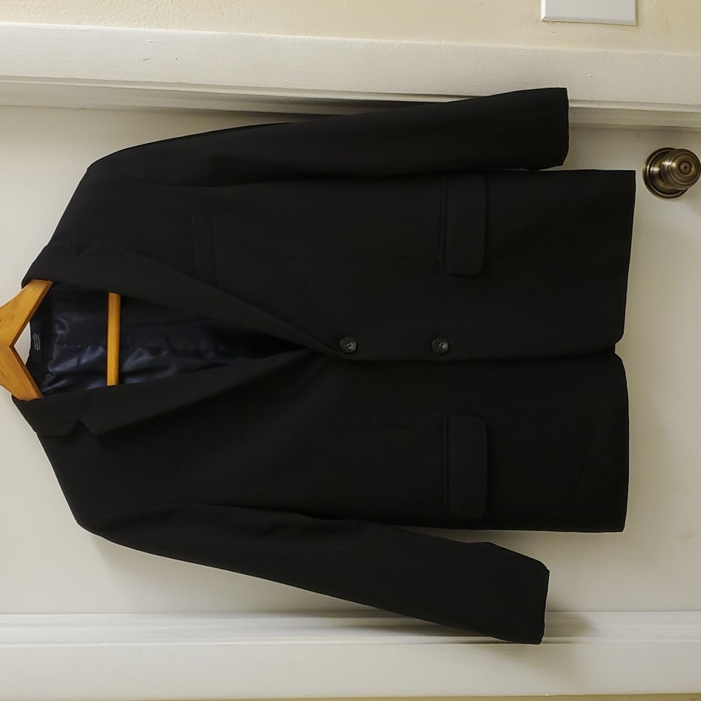 Izod women's black blazer size 16 regular